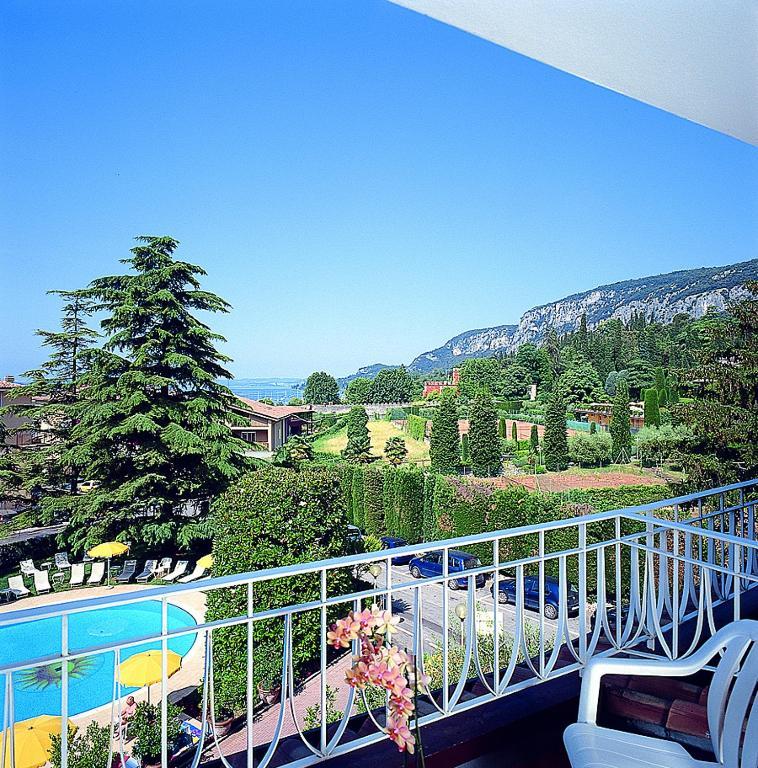 Hotel Continental Γκάρντα Εξωτερικό φωτογραφία