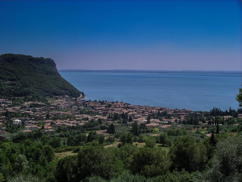 Hotel Continental Γκάρντα Εξωτερικό φωτογραφία